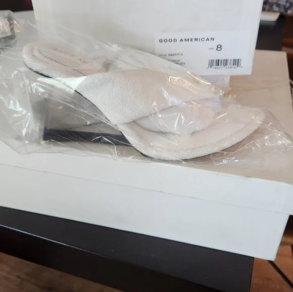 WOMEN'S CINDER-RELLA SLIDE WEDGE SANDALS IN WHITE - Picture 2 of 2